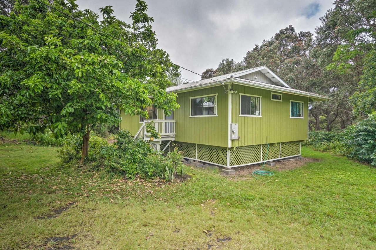 Peaceful Abode With Deck, 13 Mi To Black Sand Beach! Naalehu Екстериор снимка
