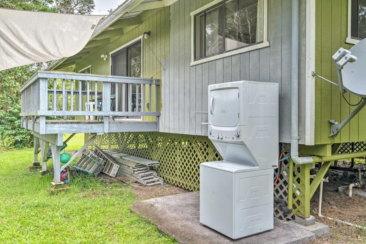 Peaceful Abode With Deck, 13 Mi To Black Sand Beach! Naalehu Екстериор снимка
